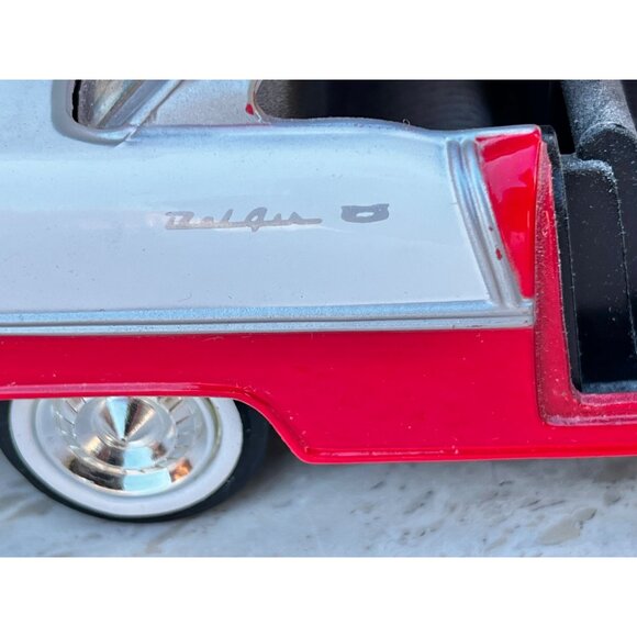 1955 Chevrolet Bel Air Diecast Model Car 1:24 Scale Red White Collectible 2 Tone - Picture 4 of 15